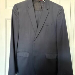 Hugo Red Label Super Navy blue suit size 42S